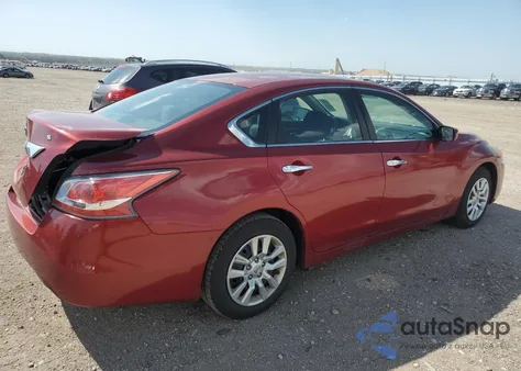2015 Nissan Altima 2.5 z USA, uszkodzony, nr VIN 1N4AL3AP1FN382906